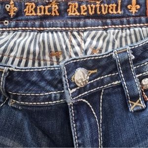 Women's Rock Revival Karlie Cropped size 34